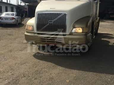 Volvo NH12 380 - 02/03