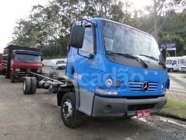 Mercedes Benz MB915 - 06/06