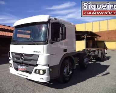 Mercedes Benz MB2430 - 15/16