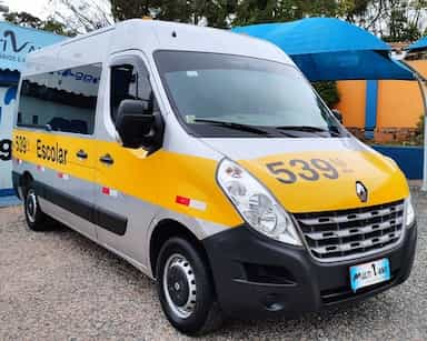 Renault Master Minibus - 15/16