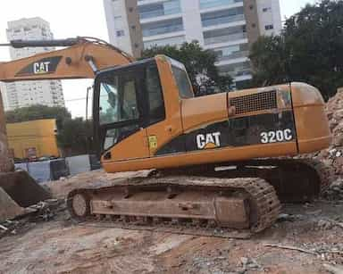 Caterpillar 320C - 02/02