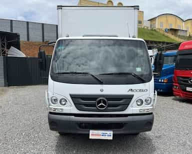 Mercedes Benz MB815 - 20/20