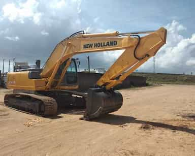 New Holland  E215 - 11/11