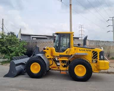 Volvo L90F - 17/17