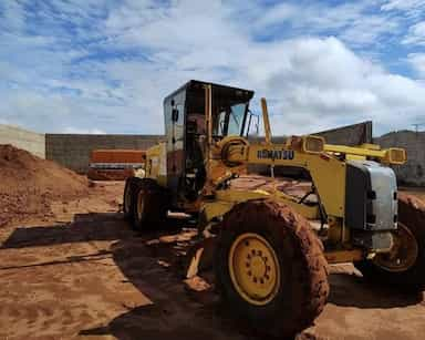 Komatsu GD555-3 - 11/11