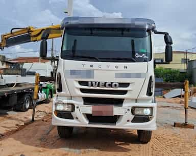 Iveco 240E25 - 12/12