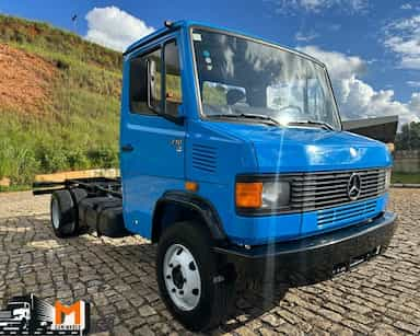 Mercedes Benz MB710 - 03/03