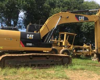 Caterpillar 320 D2L - 15