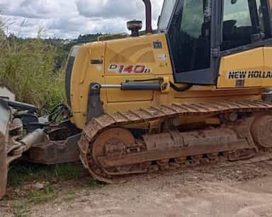 New Holland D140 - 15