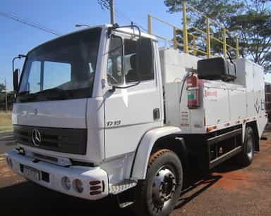 Mercedes Benz MB1719 - 15/16