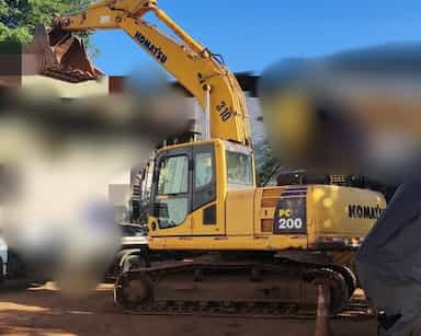 Komatsu PC200 - 16/16