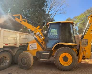 JCB  JCB 3C - 23/23