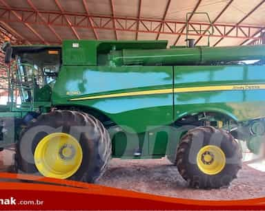 John Deere  S780 - 23/23