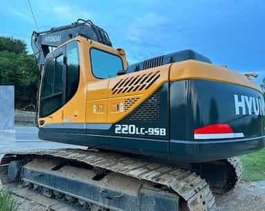 Hyundai R220 LC - 20/20