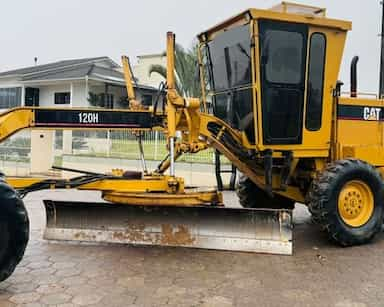 Caterpillar 120H - 97/97