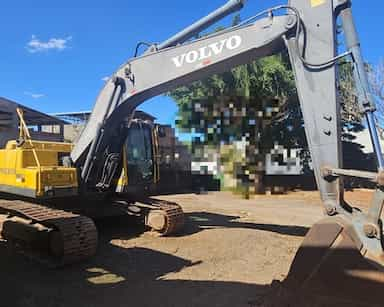 Volvo EC210BLC - 06/06