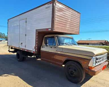 Ford F4000 - 85/85