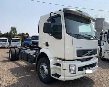 Volvo VM330 - 13/13