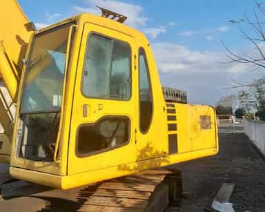 Komatsu PC200 - 04/04