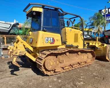 Caterpillar  D4 - 22/22