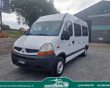 Renault Master Minibus - 10/11