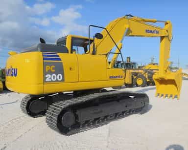 Komatsu PC200 - 11/11