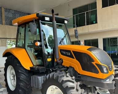 Valtra 800R - 22/23