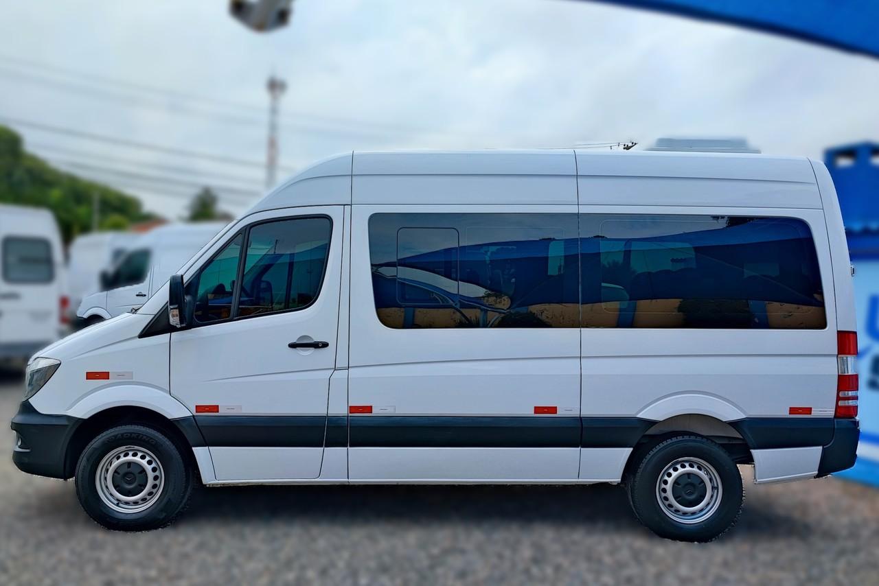 Mercedes Benz Sprinter Executiva 415 - 17/18 5