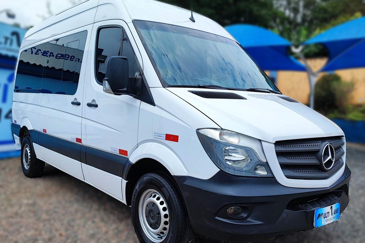 Mercedes Benz Sprinter Executiva 415 - 17/18 1